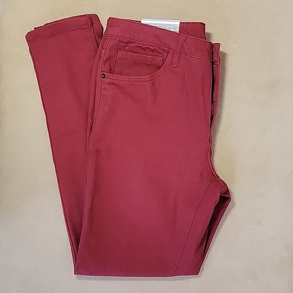 Serra Red Jegging Jeans Size 12 NWT - Picture 3 of 11